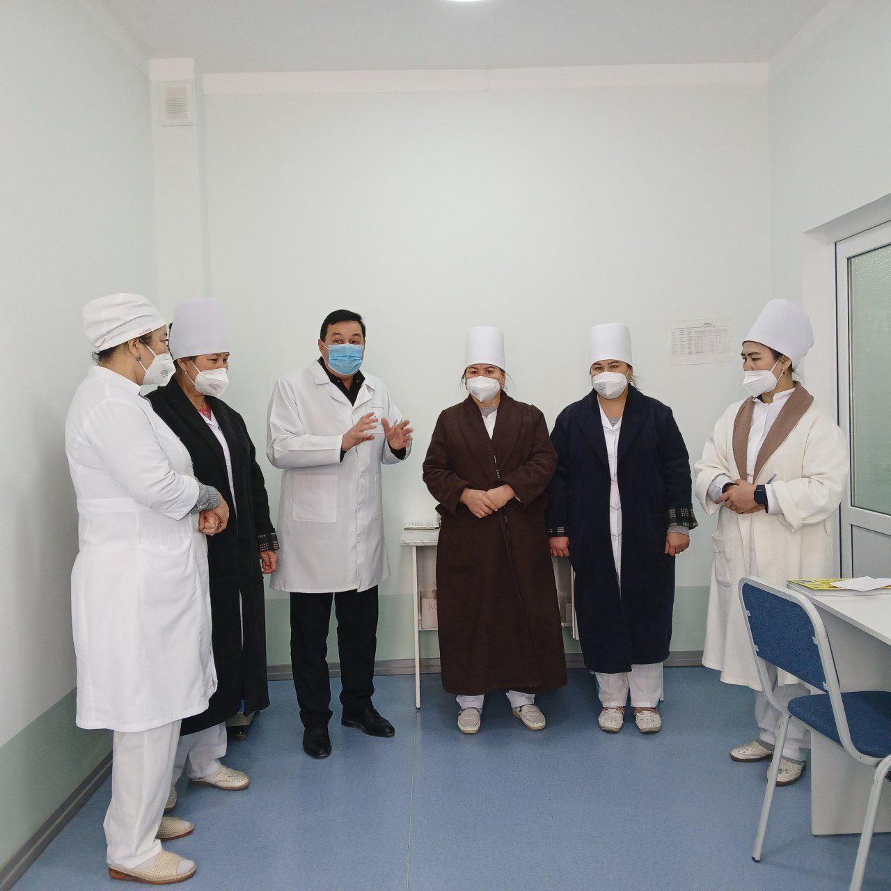 Силга карши курашиш" булимида шифокорлар ва урта тиббий ходимлар иштирокида Сил касаллигининг олдини олиш ва унга карши курашиш буйича Санитария таргибот ва тушинтурув ишлари олиб бордилар.